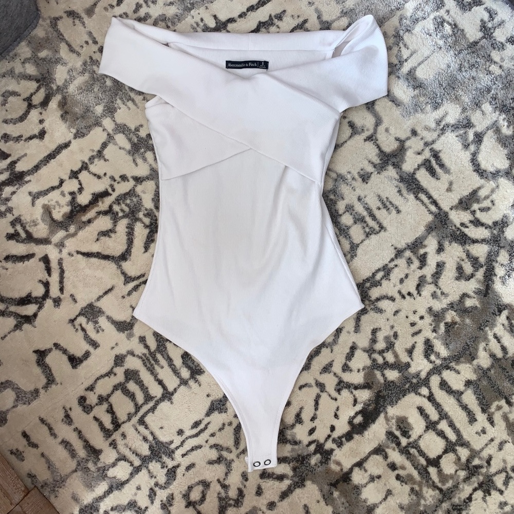 Off The Shoulder Bodysuit